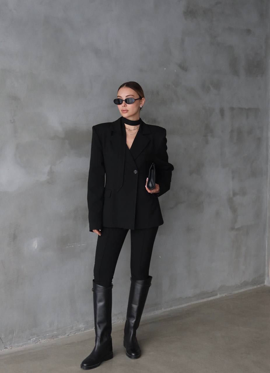 Padded Shoulder Blazer