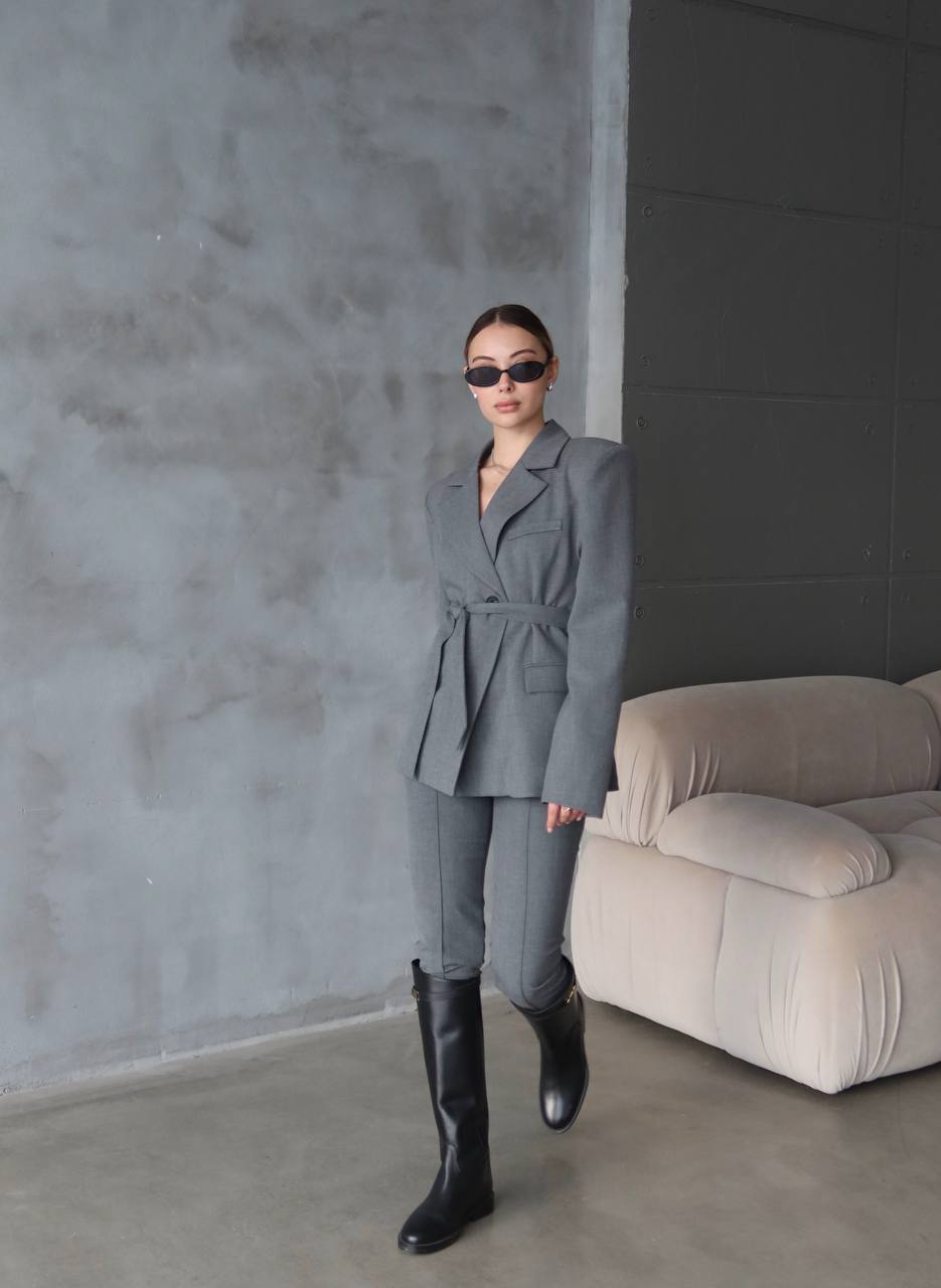 Padded Shoulder Blazer